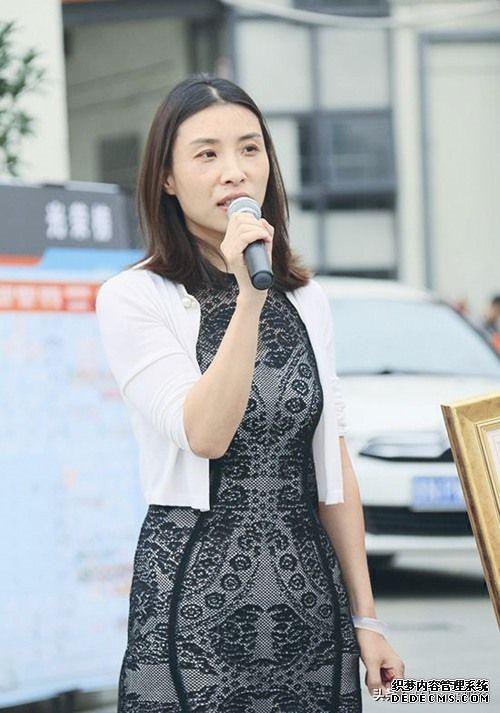 电商巨头“卖身”阿里,快递女王折现117亿退场