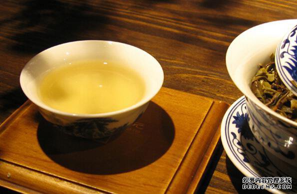 冬季养生多喝水?这四种水晨起后千万别喝
