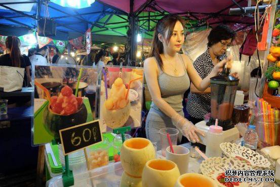 为啥泰国人自己几乎不做晚饭，看完当地市场才明白，换我也不愿做