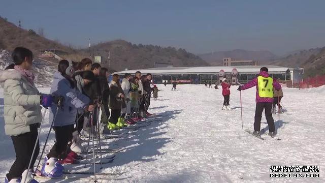 新雪季到来!承德元宝山滑雪场开滑啦