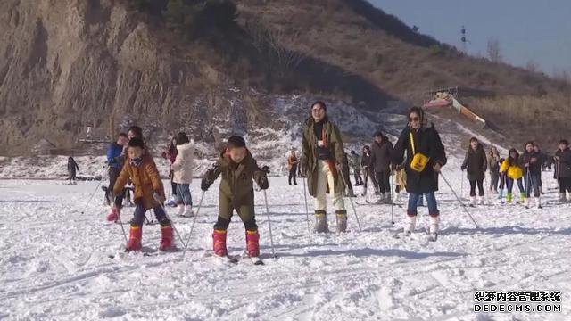 新雪季到来!承德元宝山滑雪场开滑啦