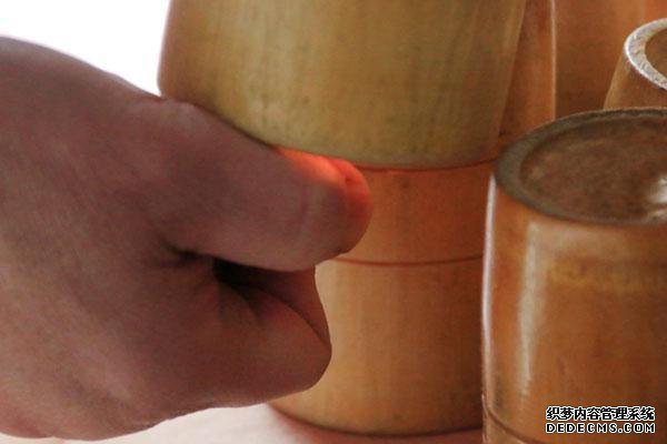 拔罐、刮痧还有艾灸,哪种好?如何选择?