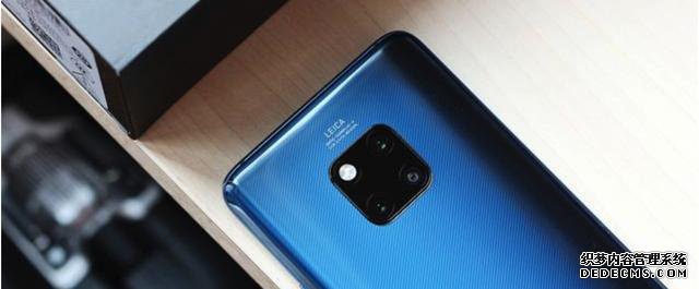 来自网友的评论，“我就喜欢Mate20 Pro”，可不是嘛