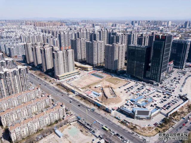 鹤岗房子卖出“白菜价”被曝出后,一堆漂泊的草根青年前来买房,他们能定居在此吗?