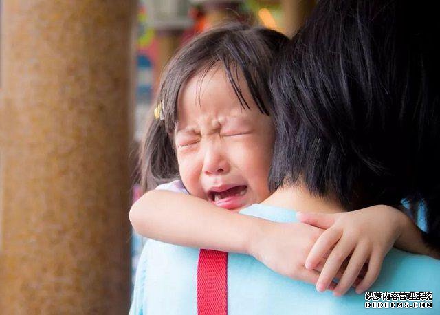 真正“毁”掉孩子的,是打着爱孩子的口号,出现“毁”孩子的行为