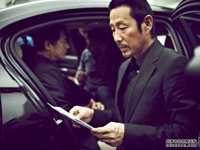 《灭狐行动》杀青,吴京靳东陈道明领衔,直逼电影《战狼2》