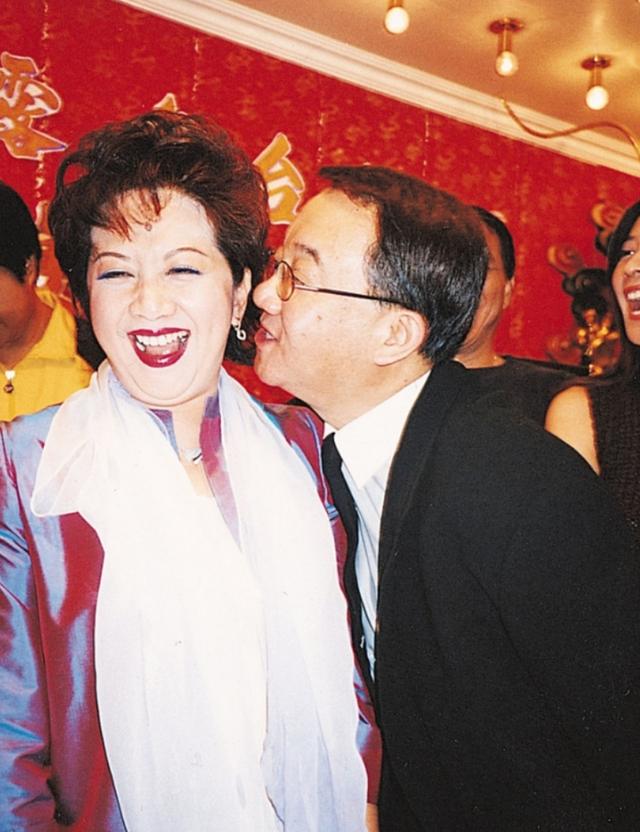 73岁黎小田离世前妻关菊英未送别绝非薄情,神隐半年身体状况成疑
