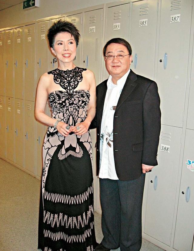 73岁黎小田离世前妻关菊英未送别绝非薄情,神隐半年身体状况成疑