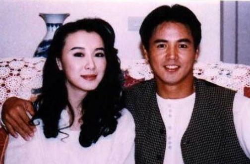 51岁萧蔷,14段绯闻背后任性的择偶标准:人才,钱财,奴才