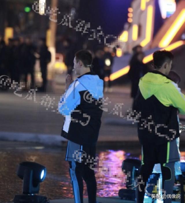 时隔6天,陈伟霆更博悼念高以翔!并还原事发当天录制现场,悲伤