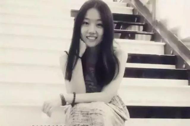 又一女明星剃度出家!照片曝光就连小燕子、五阿哥都皈依了佛门