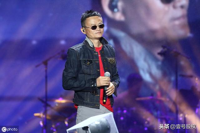 为什么腾讯现在比阿里巴巴差那么多?都差1400亿美元了?