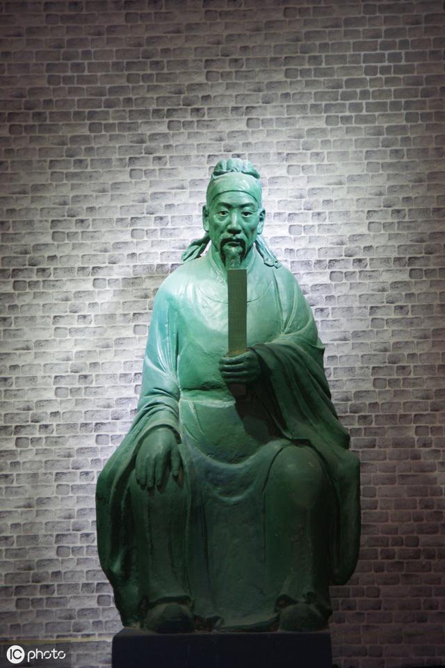 为了远方的诗,杜甫在路上成就“诗圣”美名