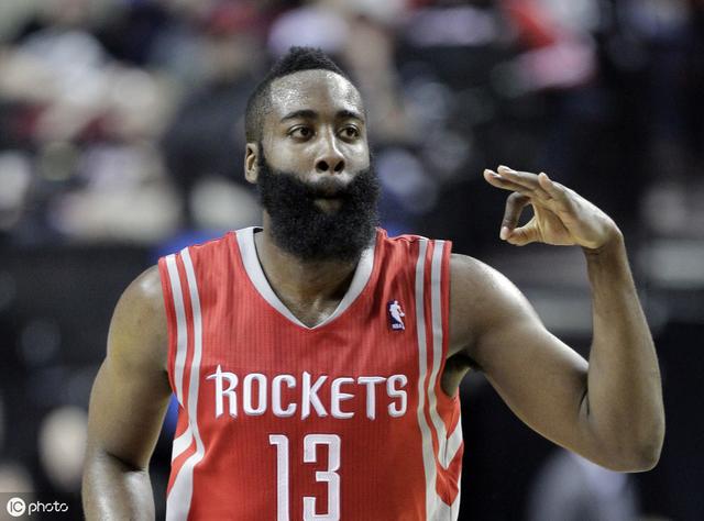 哈登“轻松”打破考辛斯的纪录,成73年NBA历史第一人