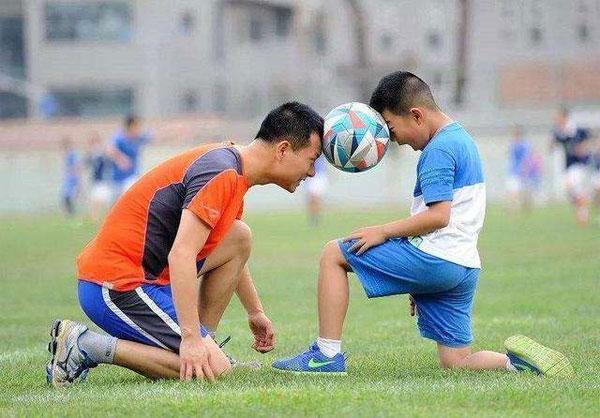 教育专家:四种刺激让孩子更聪明,家长一定要把握住