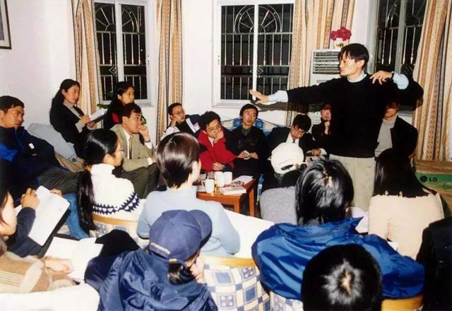 自比阿里、华为:造车新势力已到危险关头,只能靠鸡汤续命?