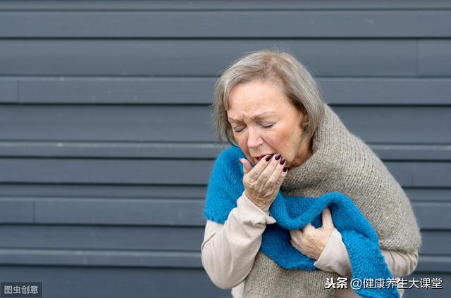 早起喉咙有痰,咳不出咽不下?不妨试试以下几个办法,加快祛痰
