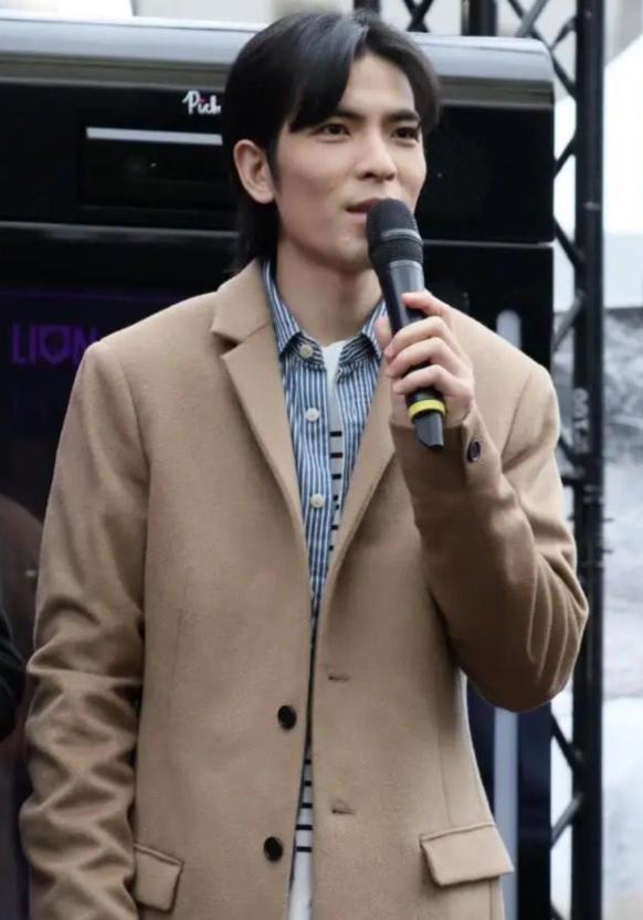 高以翔猝逝王丽坤未表态被恶语相向:认钱不认人?事实恰好相反