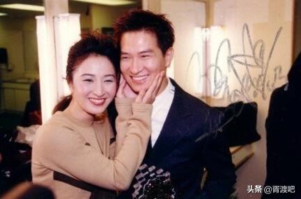 因服务员上错菜,才有了TVB当红花旦下嫁穷小子的故事