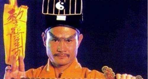 林正英在拍摄“鬼片”定下三条规定,一直在演艺界延续至今