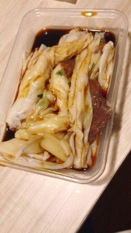 为什么广东肠粉没法在北方生存?因为吃的人生气、卖的人更气