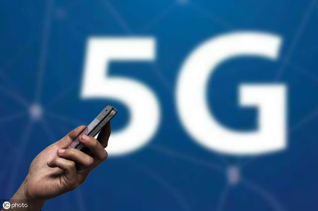 5G时代预告:手机就是带电池的玻璃屏,app全部“云运行”