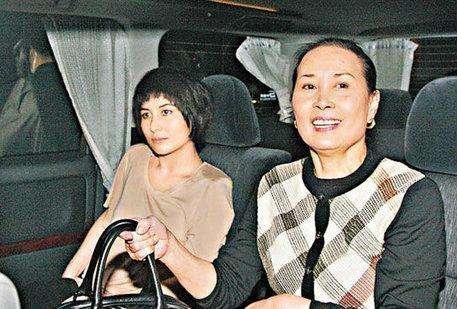 赌王最叛逆千金:否认梁安琪,自称不识何猷君,赌王也拿她没办法