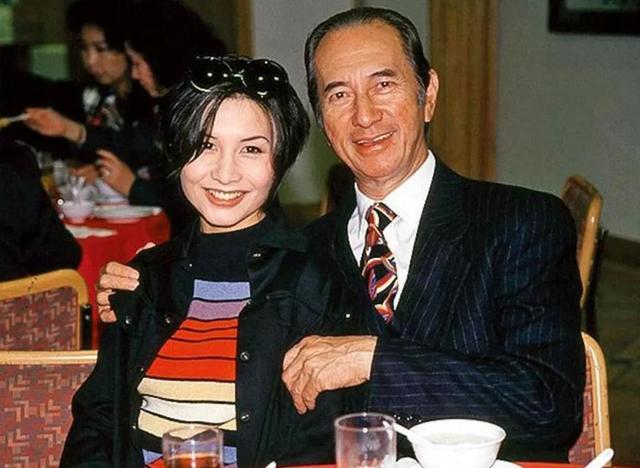 赌王最叛逆千金:否认梁安琪,自称不识何猷君,赌王也拿她没办法