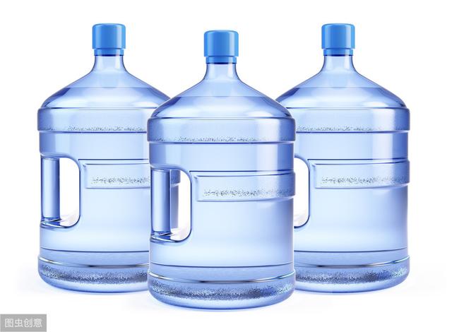 烧开的自来水和桶装水哪个更健康?看看这个答案