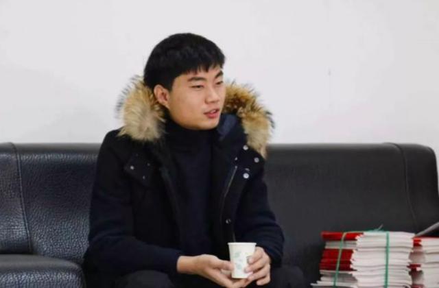 一毕业就年薪200万,阿里、腾讯都抢着要,90后左鹏飞为何这么牛