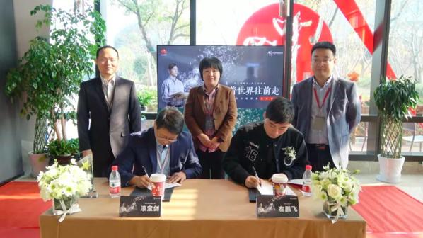 一毕业就年薪200万,阿里、腾讯都抢着要,90后左鹏飞为何这么牛