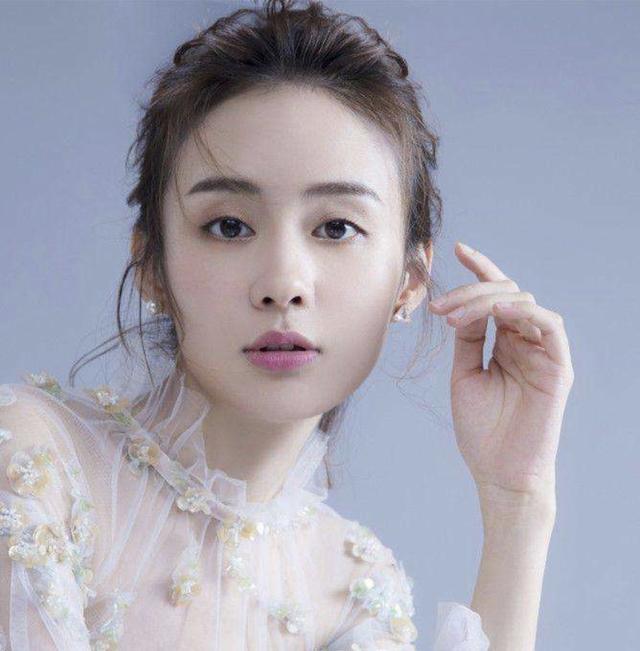 明明是中国人,却一直被当成外国人的四位明星,你一定见过