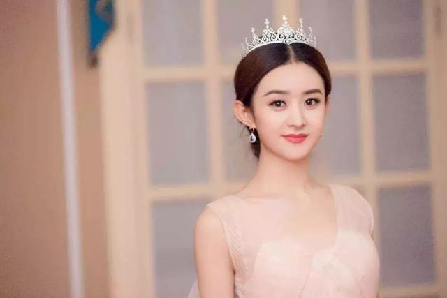 赵丽颖嫁上海小开生子后黑化?杠上同组女艺人却被影业大佬嫌弃