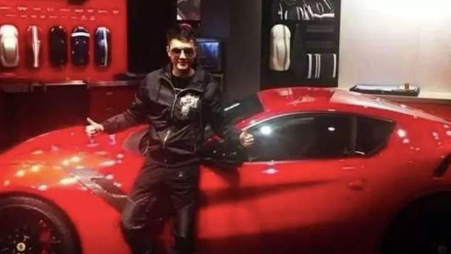 赵丽颖嫁上海小开生子后黑化?杠上同组女艺人却被影业大佬嫌弃