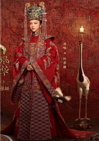 汤唯首次演古装遭"毁脸"!大饼脸肿成土味小笼包,替陈妍希垫底