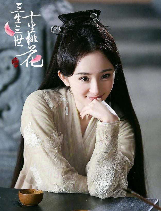 汤唯首次演古装遭"毁脸"!大饼脸肿成土味小笼包,替陈妍希垫底