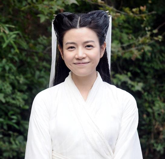 汤唯首次演古装遭"毁脸"!大饼脸肿成土味小笼包,替陈妍希垫底