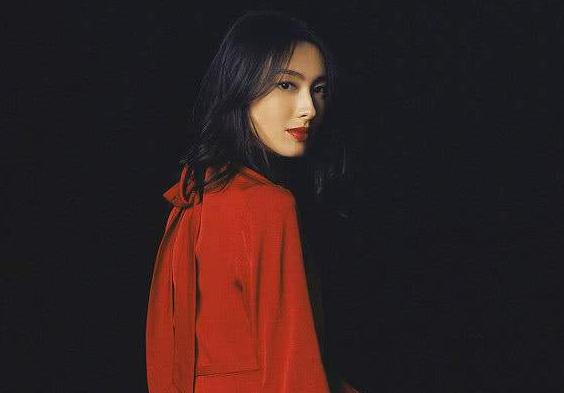 贵妇梁洛施人生赢家!为李嘉诚添3个孙子,虽分手却拿抚养费到手软