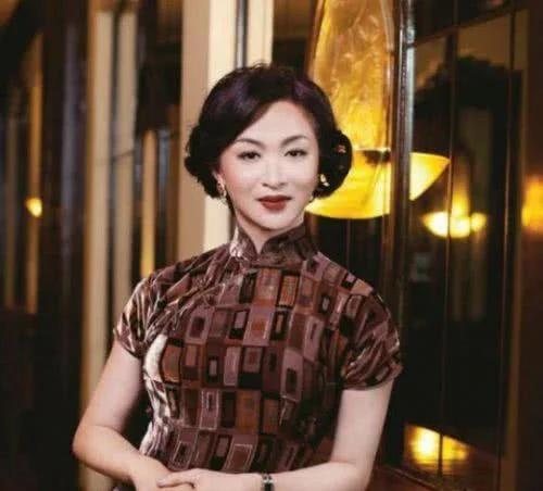 继金星后又一男星改变自己,术后疼的满地打滚,如今美过杨颖