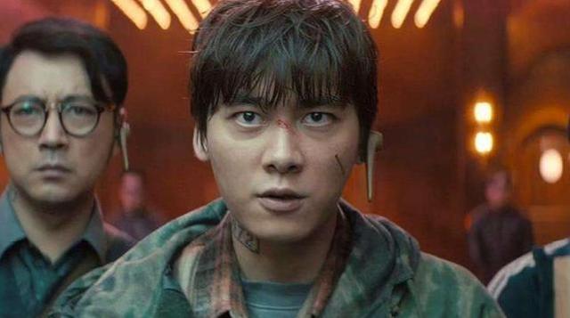 既然被封杀了,就不要试图复出,娱乐圈已经不需要你们了。