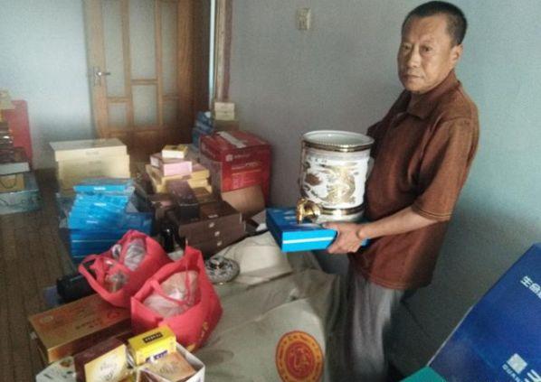 “被排毒的中国人,才明白有3亿人,在悄悄花钱买死”