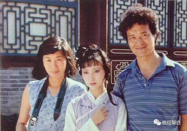 大火靠命!杨幂李沁蒋梦婕10年沉浮,谁能爬出新红楼的坑?
