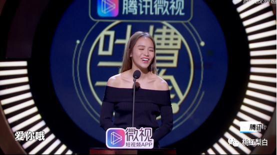 41岁还在当“假笑名媛”,面具久到抠不掉,侯佩岑活着不累吗?