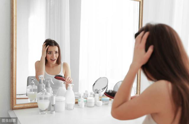 让女性脱发日常几大诱因，频繁脱发如何摆脱？