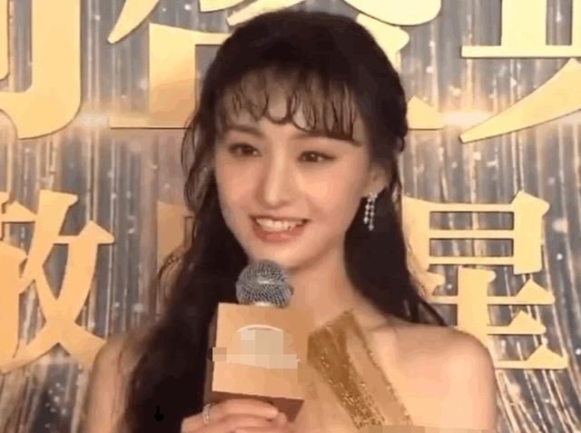 天不怕地不怕,就怕郑爽认真营业,“渐变手”让半个娱乐圈都惭愧