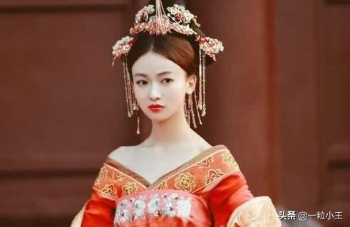 太瘦的人不适合演杨贵妃,看看郑爽的定妆照,网友:吊打范冰冰
