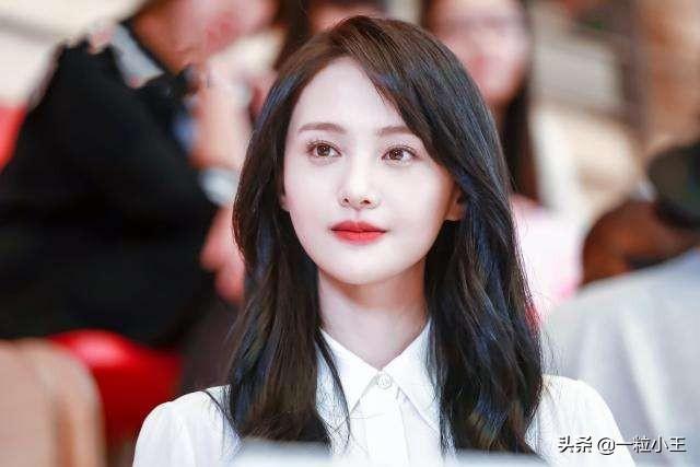 太瘦的人不适合演杨贵妃,看看郑爽的定妆照,网友:吊打范冰冰