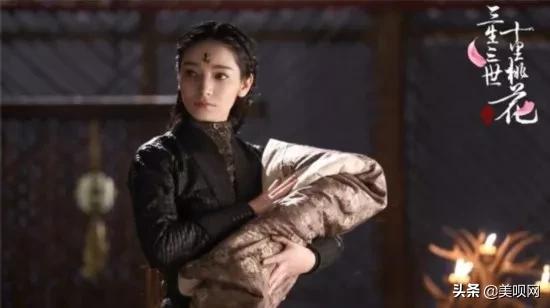 杨幂、baby、章子怡力捧小花都是自己的复制粘贴版?你更看好谁?