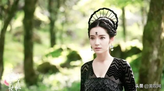 杨幂、baby、章子怡力捧小花都是自己的复制粘贴版?你更看好谁?