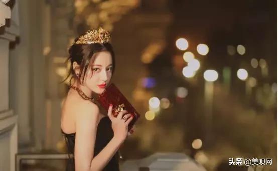 杨幂、baby、章子怡力捧小花都是自己的复制粘贴版?你更看好谁?